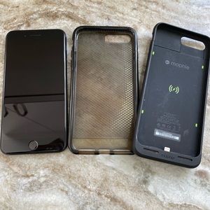 IPHONE 7 PLUS w/ Case & Mophie INCLUDED!!